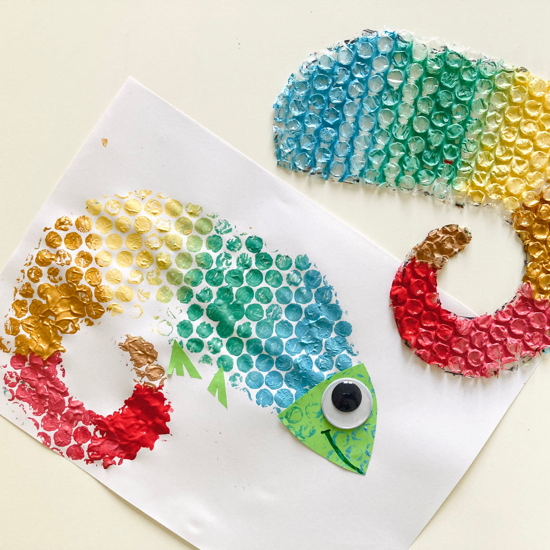 Art Activity: bubble wrap chameleons